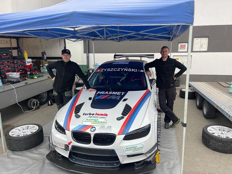 BMW M3 GSMP — przygotowanie na padoku