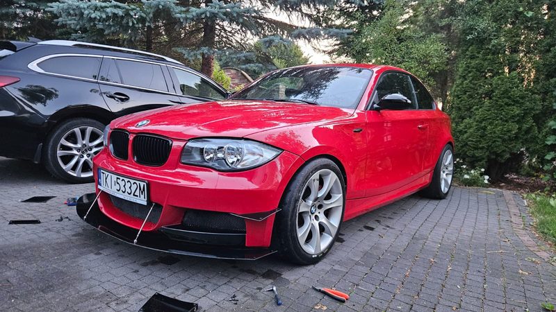 BMW 1M drift — akcja na torze